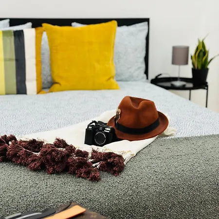 Chiado Bedroom Downtown בית הארחה